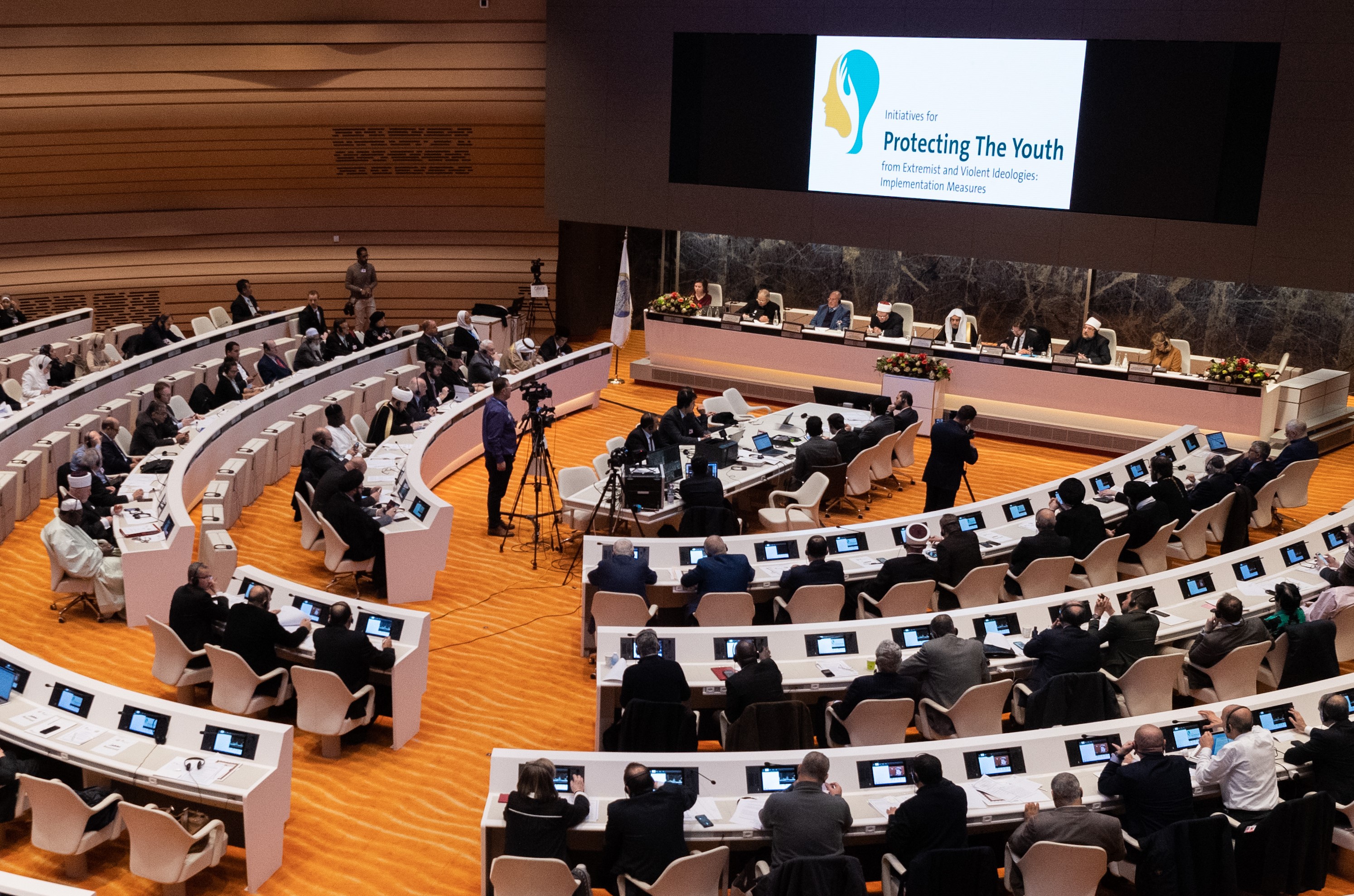 عزت مآب شیخ ڈاکٹر محمد العیسی نے آج مملکت سعودی عرب میں متعین نیوزی لینڈ کے سفیر  جیمز مونرو  سے ملاقات کی