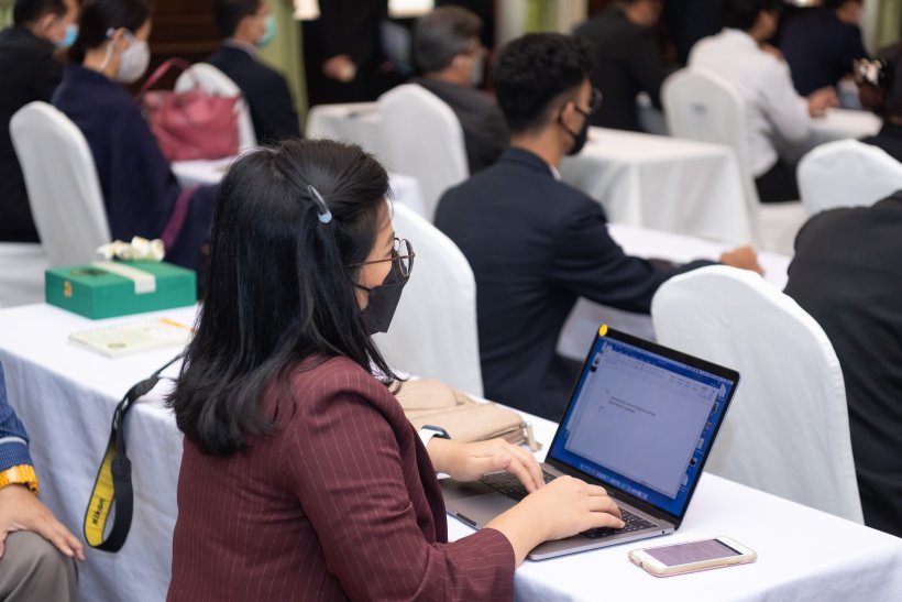 Mohammad Alissa a tenu une conférence dans la prestigieuse université royale de Thaïlande sur «L’alliance des civilisations»;