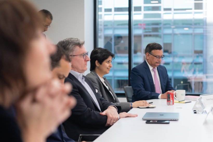 استضاف معهد هدسون للأبحاث بالعاصمة واشنطن ، معالي الشيخ د. محمد العيسى‬