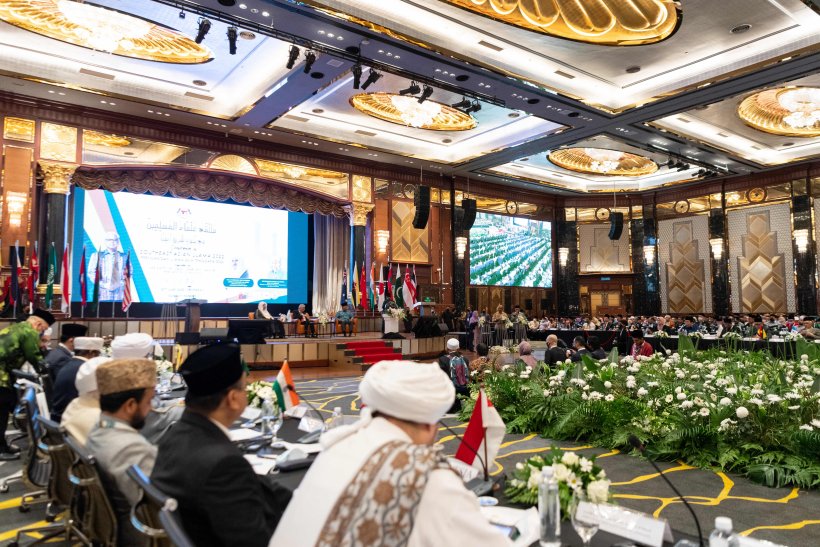 Datoka Idriss ben Ahmed Ministre malaisien des affaires religieuses lors du discours d’accueil des participants au congrès