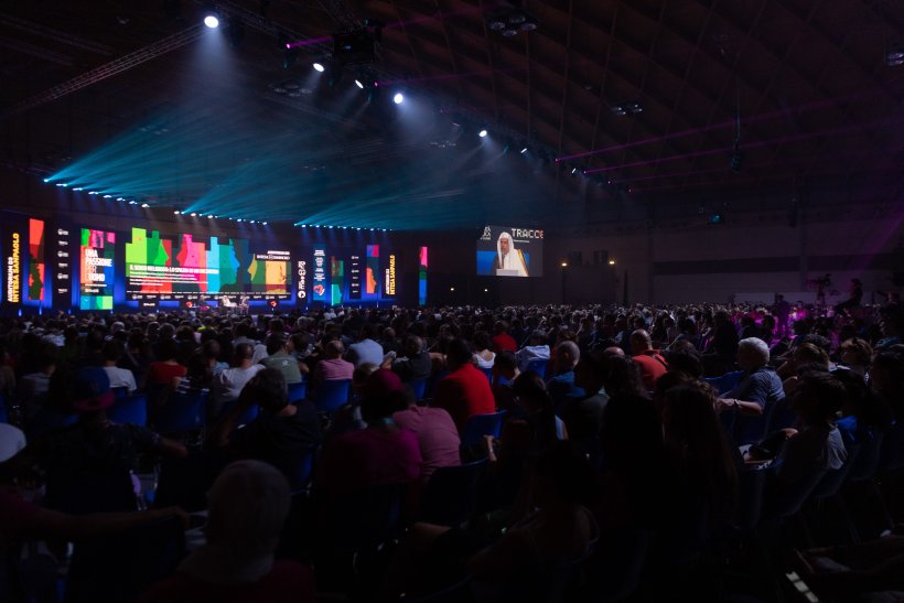 Warmly welcomed in the largest European youth gathering to promote friendship between nations, Dr. Mohammed Alissa is the guest of honor at Rimini Forum