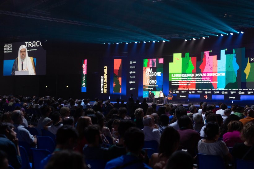 Warmly welcomed in the largest European youth gathering to promote friendship between nations, Dr. Mohammed Alissa is the guest of honor at Rimini Forum