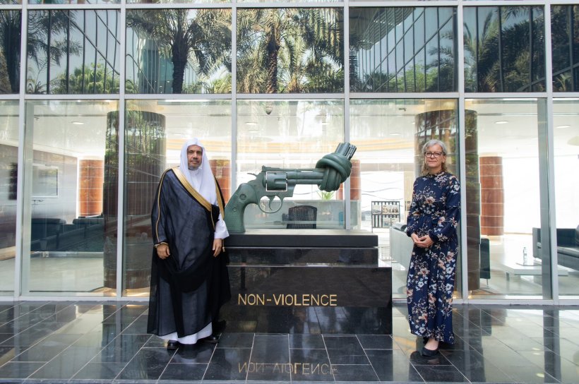 التقى معالي الشيخ د.محمد العيسى، سعادة سفير مملكة السويد المعينة لدى المملكة العربية السعودية، السيدة بيترا ميناندير