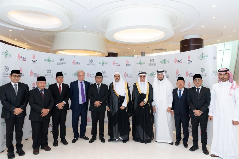 Indonesia’s "Nahdlatul Ulama" chooses the Secretary General of the Muslim World League as a co-chair of the "first religious summit" to be adopted within the work of (G20)