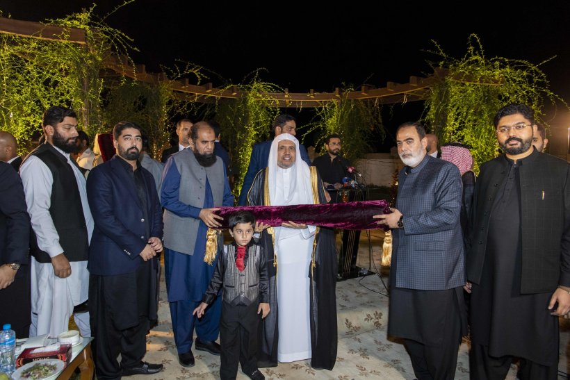 حفاوة كبيرة من علماء ووجهاء باكستان: ‎بزيارة معالي الأمين العام الشيخ د. محمد العيسى، بحضور كبار الشخصيات الدينية والحكومية والبرلمانية والدبلوماسية