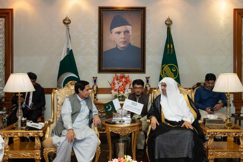 In the presence of the Pakistani President, Islamabad launches its conference on the biography of Prophet Mohamed (peace be upon him) and chooses Dr. Al-Issa as chief guest