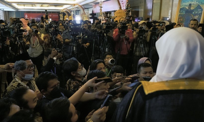 بدعم ومشاركة الرئيس الإندونيسي:  د. العيسى يعلن اعتماد رئاسة G20 لتأسيس منصة "R20".. أول مجموعة رسمية لتواصل للأديان لمجموعة العشرين