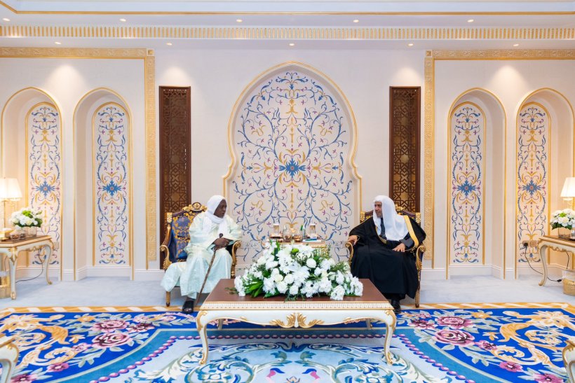 Mohammad Alissa recoit à La Mecque, pour traiter de sujets d’intérêt commun, Cheikh Mahmoud Diko