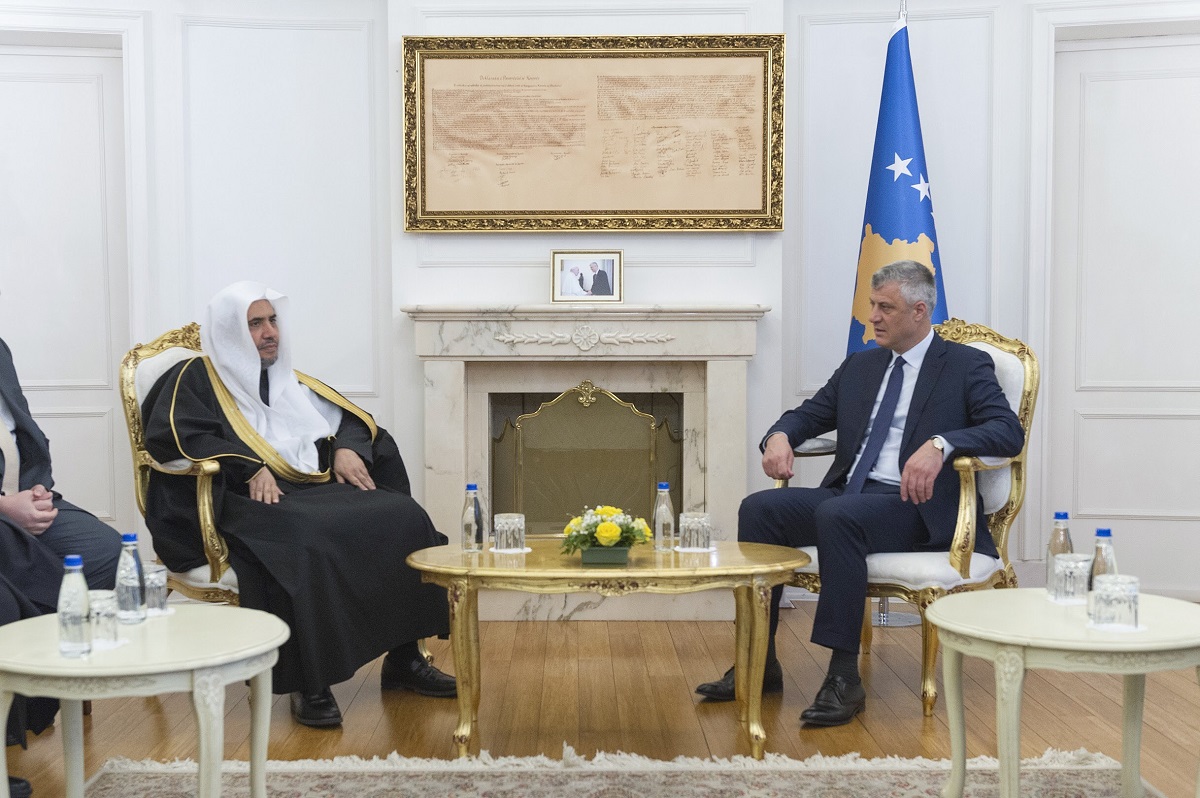 فخامة رئيس جمهورية كوسوفا السيد هاشم ثاتشي يستقبل معالي أمين عام رابطة العالم الإسلامي