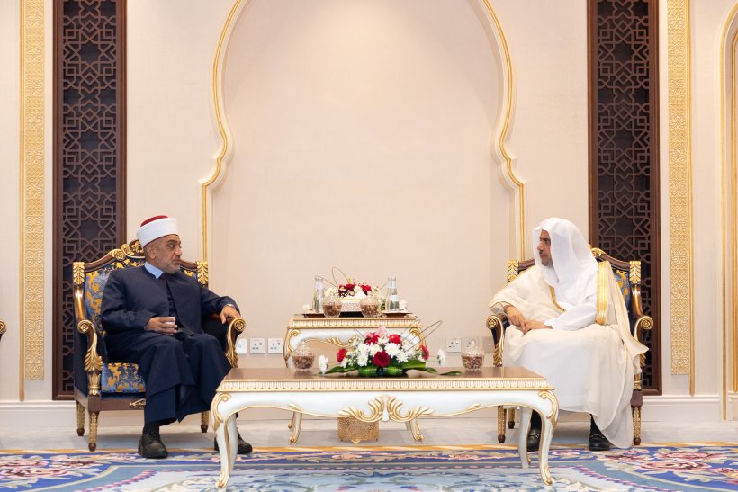 ڈاکٹر محمد العيسى نے مکہ مکرمہ میں رابطہ کے مرکزی دفتر میں وزیر اوقاف ومقدسات اسلامیہ،اردن ڈاکٹر محمد الخلایلہ کا استقبال کیا