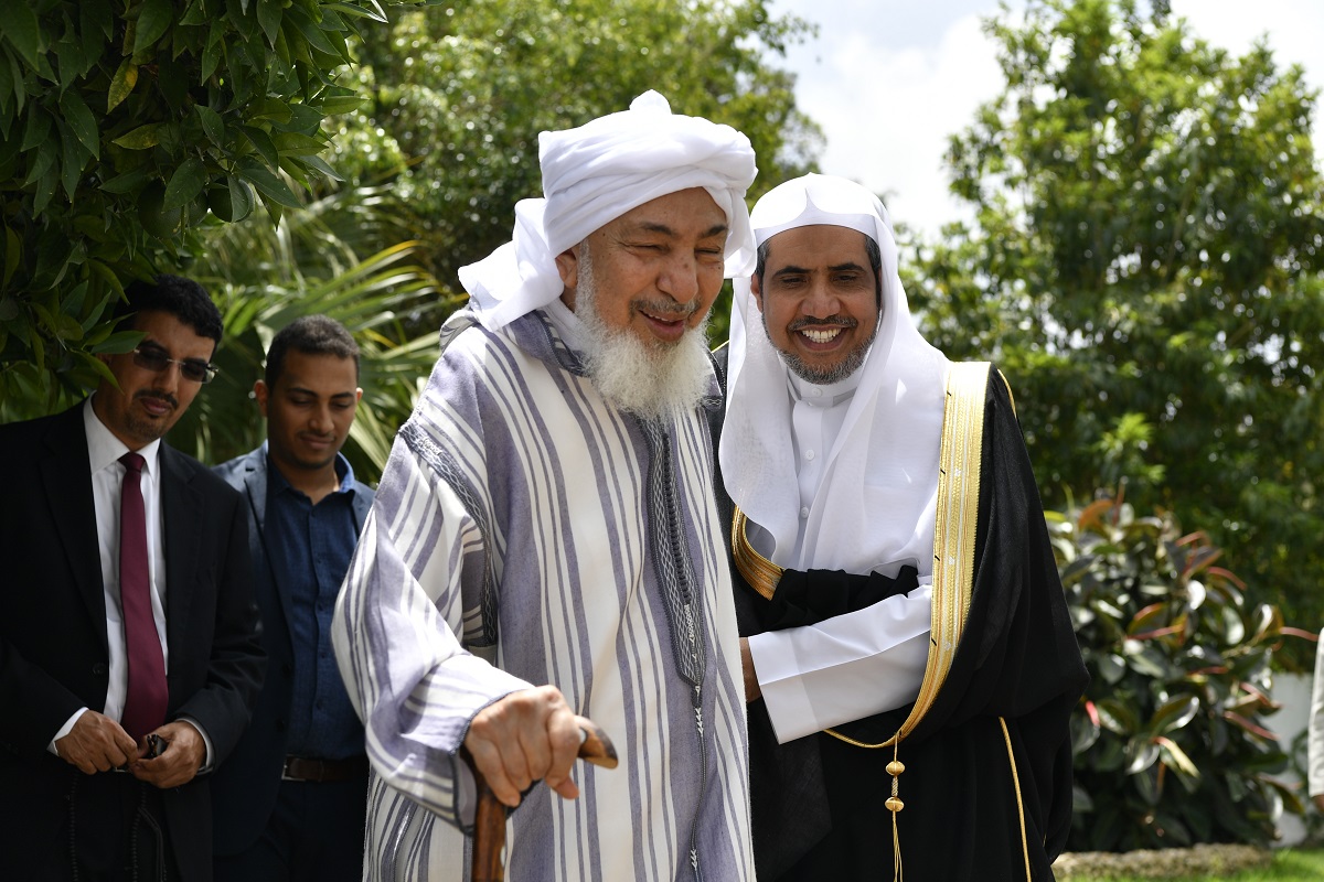 العلامة عبدالله بن بيه يرحب بزيارة معالي الدكتور العيسى