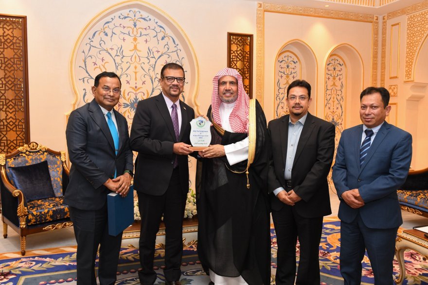 Le Secrétaire général Cheikh Mohammed Al-Issa a reçu le directeur général de la Fédération Arakan Rohingya, M. Redha Al-Din.