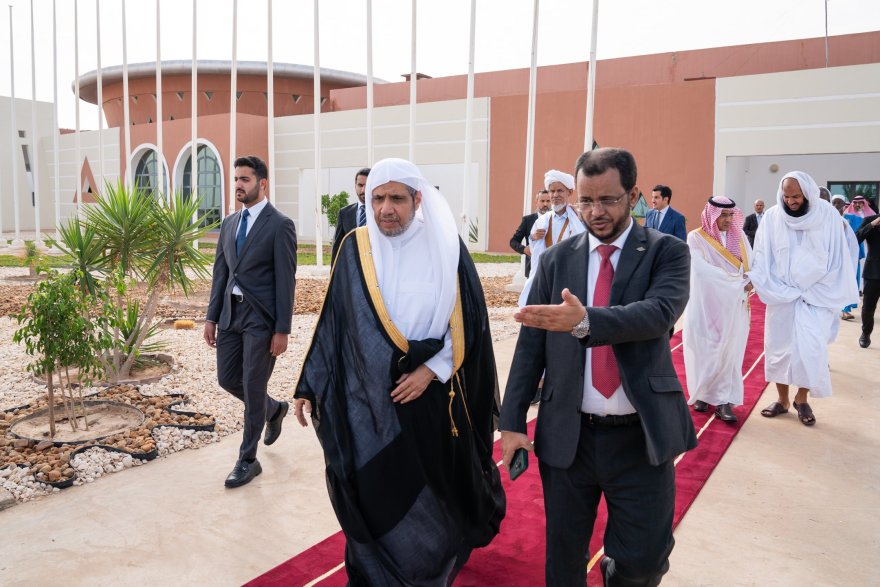 His Excellency Sheikh Dr. Mohammed Al-Issa, Secretary-General of the MWL and Chairman of the Organization of Muslim Scholars arrives in the Islamic Republic of Mauritania