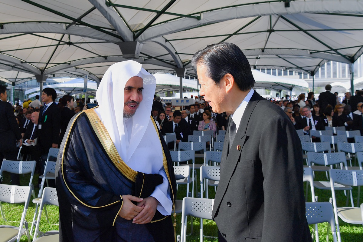 رئيس الحزب الديموقراطي الحاكم في اليابان يرحب بمعالي الدكتور العيسى في هيروشيما