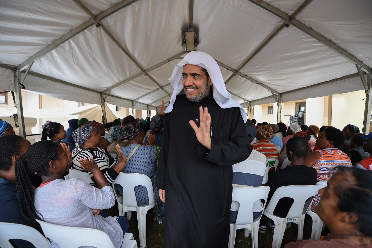 رابطة العالم الإسلامي تنفذ عملية إغاثة عاجلة لـ13 ألف متضرر من الأمطار في موزمبيق