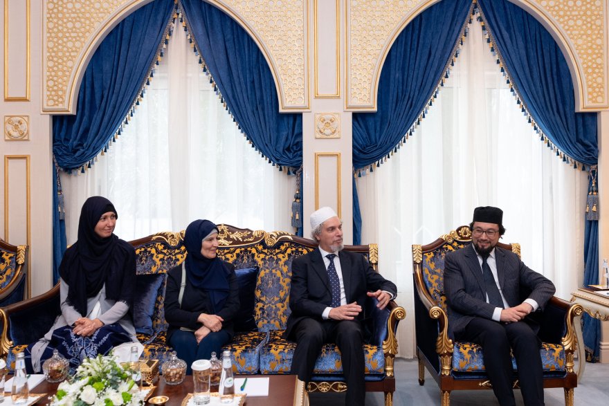 His Excellency Sheikh Dr. Mohammed Al-Issa, Secretary-General of the MWL , met with His Eminence Sheikh Yahya Pallavicini, President of the Italian COREIS