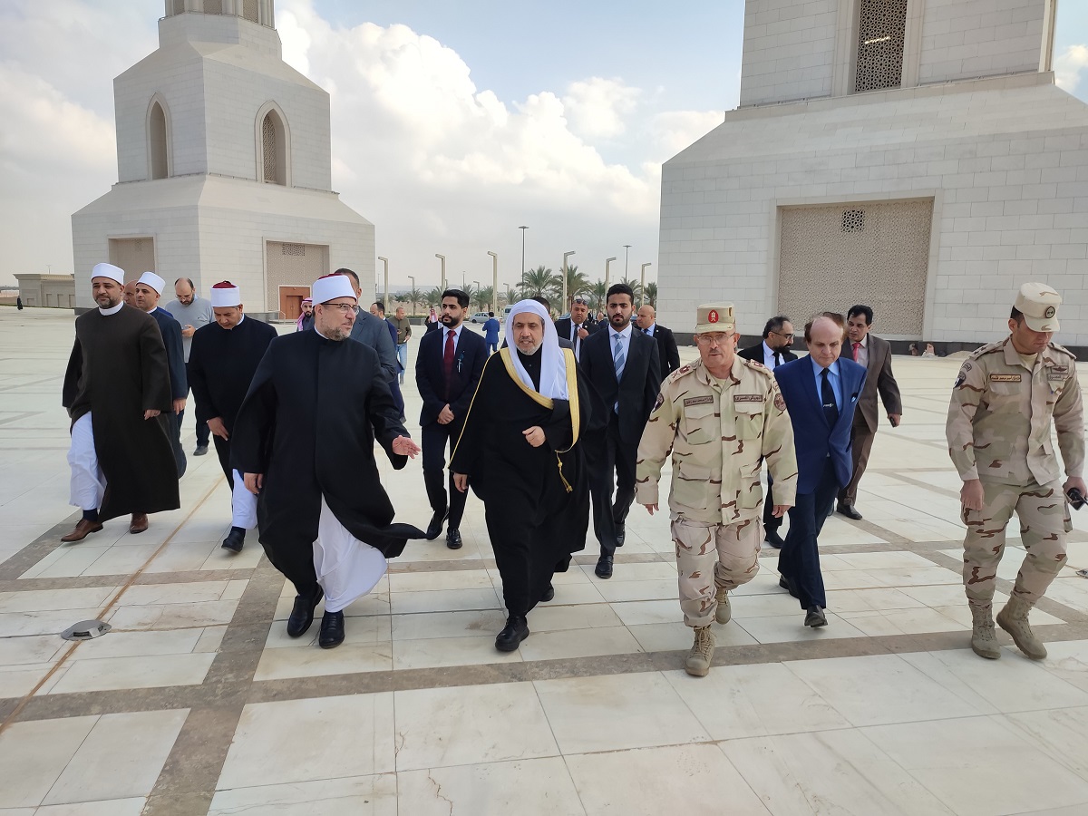 لقطات من زيارة معالي الأمين العام، رئيس هيئة علماء المسلمين، فضيلة الشيخ د. ⁧‫محمد العيسى‬⁩، لجمهورية ⁧‫مصر‬⁩ العربية