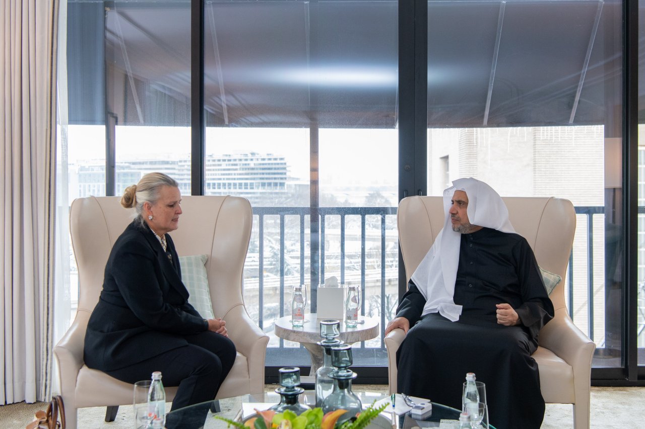 His Excellency Sheikh Dr. Mohammad Al-Issa, Secretary-General of the Muslim World League, received Ms. Lise Grande, President and CEO of the U.S. Institute of Peace