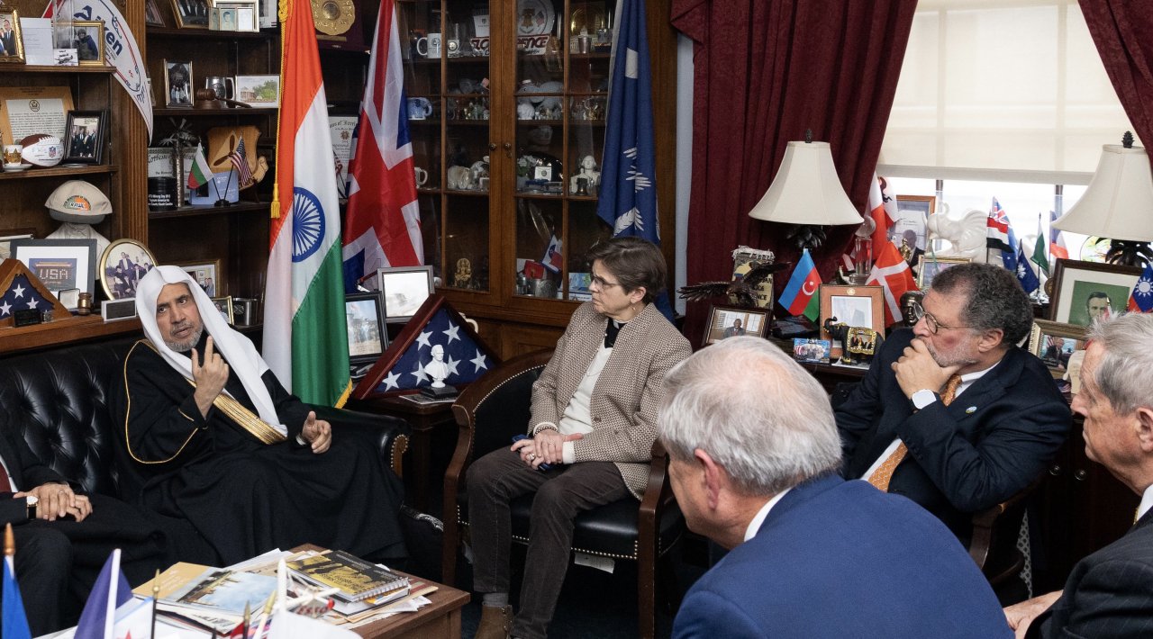His Excellency Sheikh Dr. Mohammad Al-Issa, met with several members of the Republican Study Committee in Congress, in response to an invitation from Mr. Joe Wilson