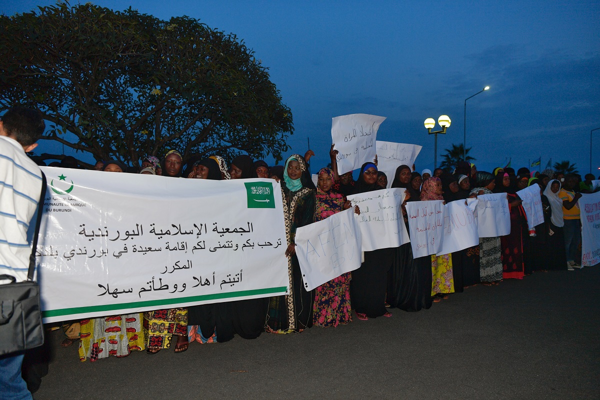 ترحيب أهلي بزيارة معالي الدكتور العيسى إلى بوروندي