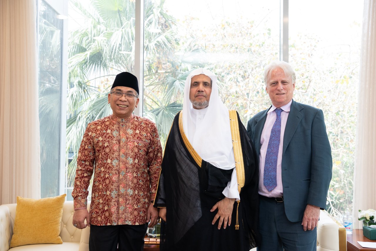 Secretary-General of the Muslim World League and Chairman of the Organization of Muslim Scholars, met with His Eminence Sheikh Yahya Cholil Staquf, Chairman of Indonesia’s Nahdlatul Ulama.