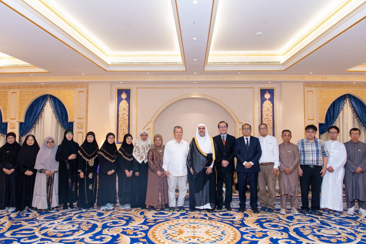 سیکرٹری جنرل رابطہ اور چیئرمین مسلم علماء کونسل عزت مآب شیخ ڈاکٹر محمد العيسى نے مکہ مکرمہ میں اپنے دفتر میں  تائی پے میں اسلامی جمعیت کے صدر اور ان کے ہمراہ وفد کا استقبال کیا۔