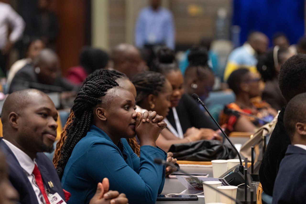 الأمين العام لرابطة العالم الإسلامي ضيفُ شرفٍ في "منتدى شباب إفريقيا".. وضيفًا على برلمان الشباب في كينيا