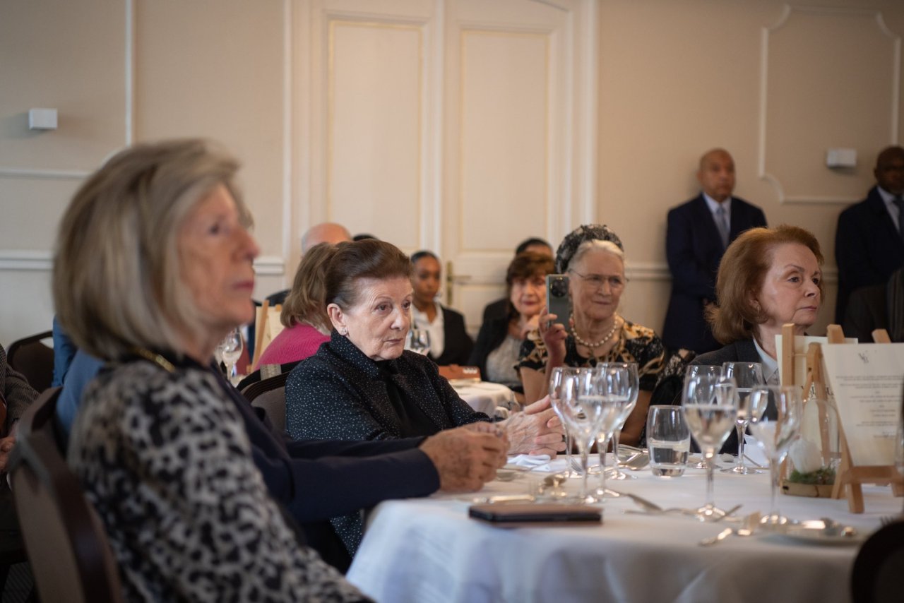 سوئس فورم برائے بین الاقوامی پالیسی کی دعوت پر: سیکرٹری جنرل رابطہ اور چیئرمین مسلم علماء کونسل عزت مآب شیخ ڈاکٹر محمد العیسی نے ”اسلام اور مغرب