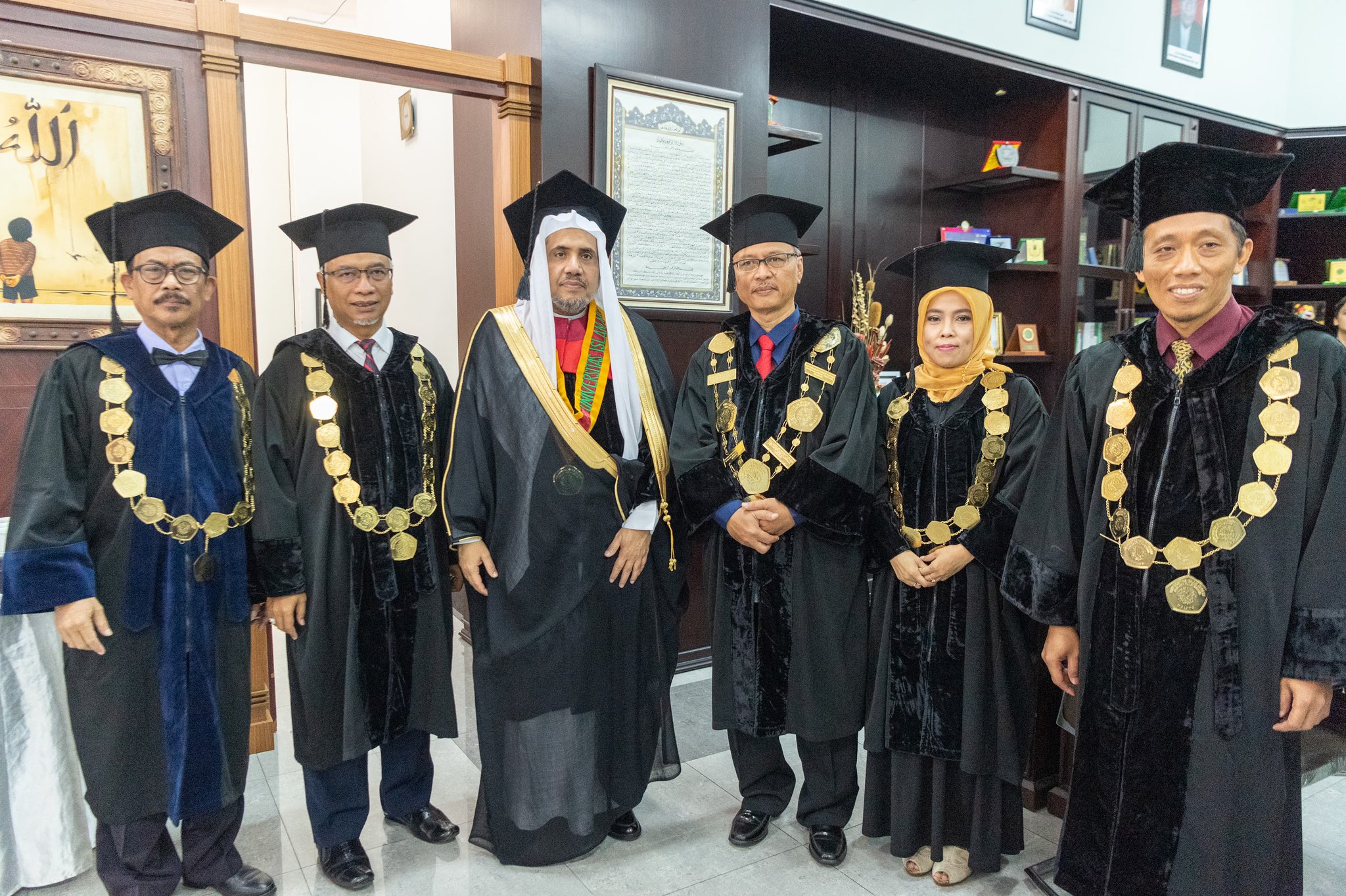 Le Président indonésien, le Président de l’Assemblée de la « Choura » et le maire de Jakarta ont félicité Mohammad Alissa pour avoir reçu un doctorat d’honneur de l’université « Maulana Malik