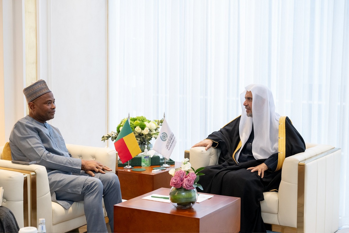 His Excellency Sheikh Dr. Mohammed Al-Issa, met with His Excellency Mr. Adam Bagoudou Zakari