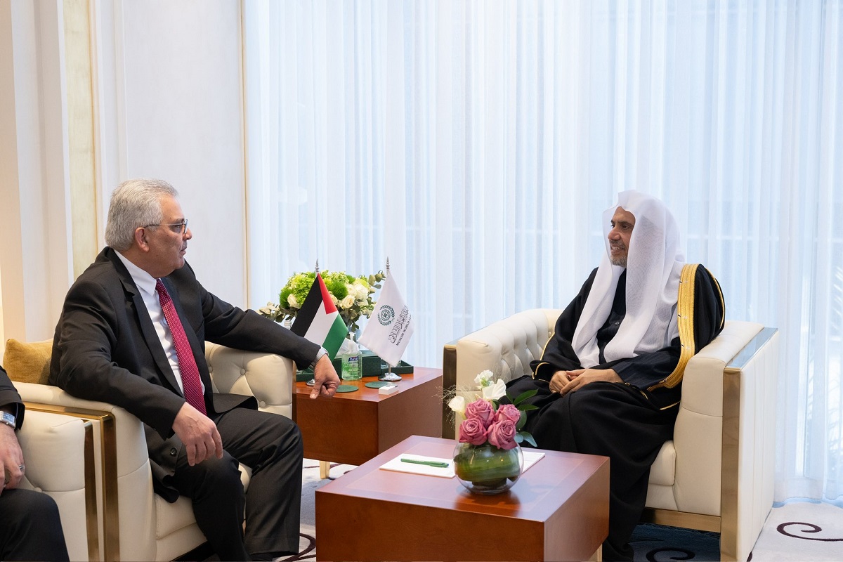 This afternoon in his office in Riyadh, His Excellency Sheikh Dr. Mohammed Al-Issa, met with His Excellency Mr. Mazen Ghoneim