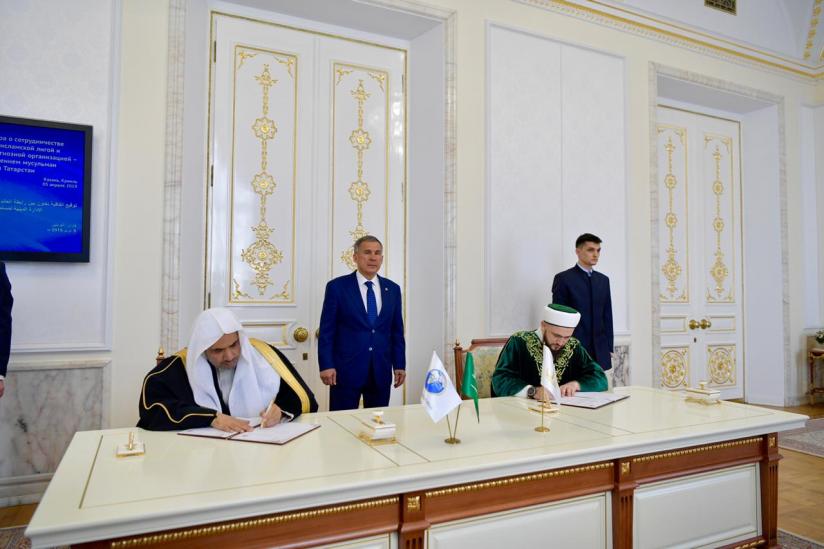 Durant sa rencontre avec D. Mohammad Alissa, le Pdt de la République du Tatarstan loue les efforts mondiaux de la Ligue Islamique Mondiale pour promouvoir l’harmonie religieuse, ethnique