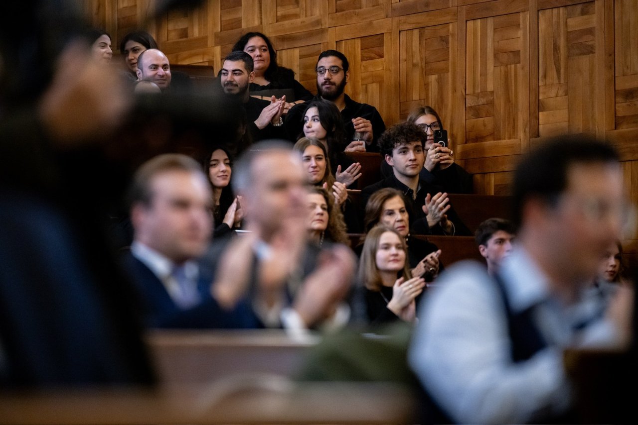 Une plateforme efficace, innovante, à large portée, qui vise à clarifier les enseignements islamiques pour les sociétés occidentales.