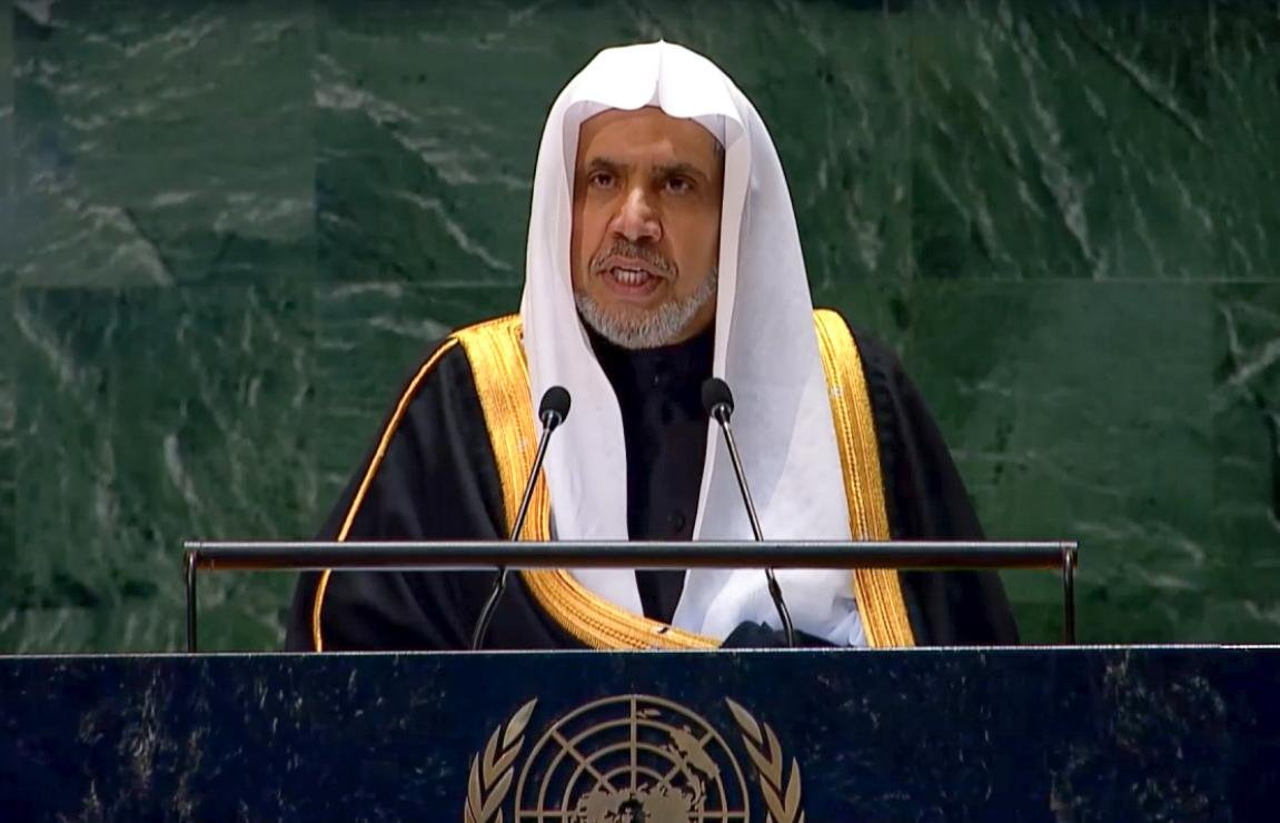 Excellency Sheikh Dr. Mohammed Al-Iissa, arrived today at the United Nations Headquarters in New York, where he delivered the keynote address on behalf of the Muslim peoples