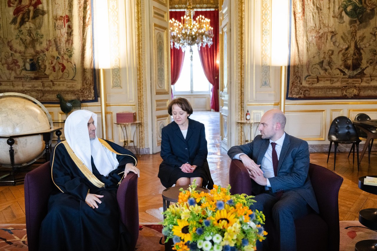 Le Secrétaire général de la Ligue islamique mondiale rencontre plusieurs ministres français