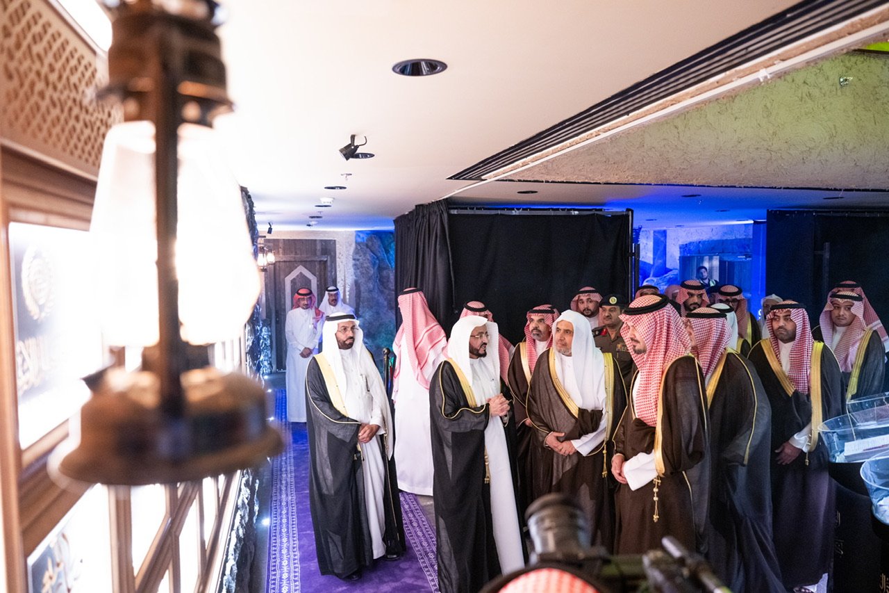 His Royal Highness Prince Salman bin Sultan bin Abdulaziz, Governor of Medina, inaugurated the newly modernized facilities in the museum’s headquarters