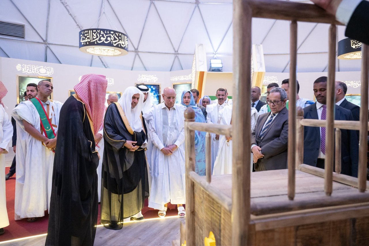 في إطار خطة "التوسّع الدولي للمتحف"، وبمشاركة أمين عام الرابطة، وحضور أعضاء السِّلك الدبلوماسي وكبار الشخصيات، الرئيس الموريتاني يفتتح متحفَ السيرة النبوية بنواكشوط