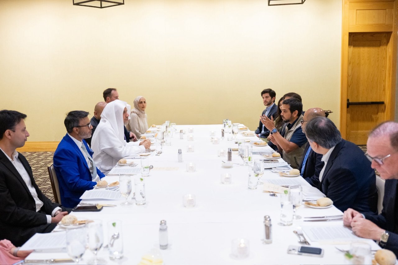 fter delivering his lecture at Stanford University, a number of entrepreneurs and executives from Silicon Valley engaged in a wide-ranging dialogue with H.E. Sheikh Dr. Mohammed Alissa.