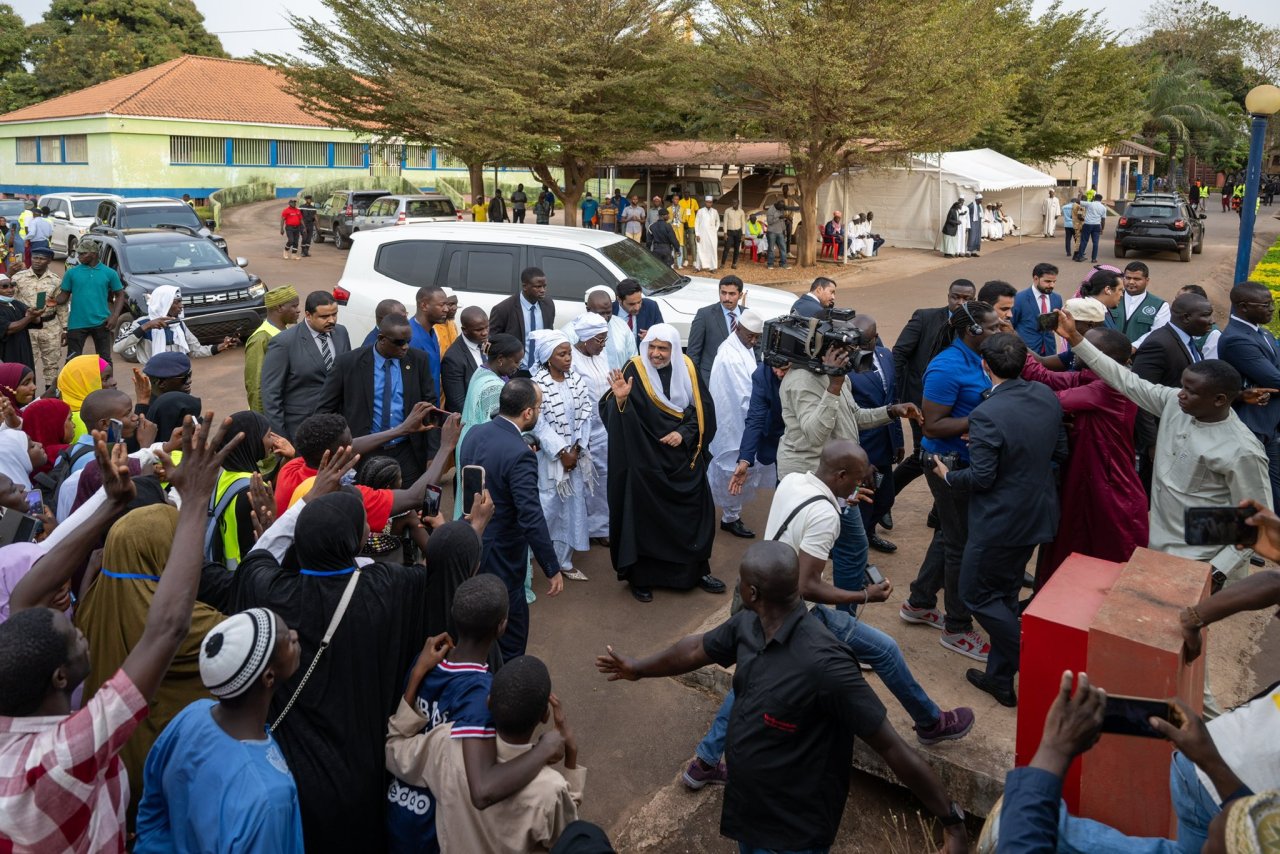 برامج مكافحة العمى بالغرب الأفريقي خطوة نوعية جديدة أطلقها معالي الأمين العام، فضيلة الشيخ د.محمد العيسى ، من جمهورية غينيا بيساو