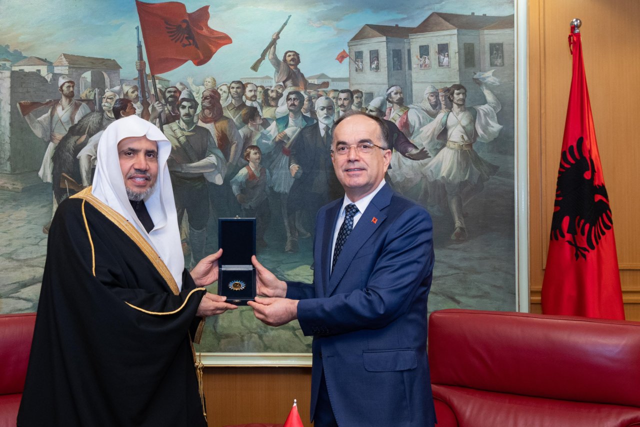 Dr. Al-Issa was granted the highest honor of the Albanian Republic, 'The State Order for World-Renowned Spiritual Figures':