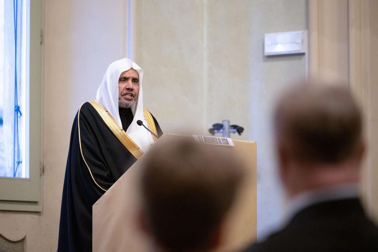 مُنح معالي الدكتور محمد العيسى الزمالة الفخرية العُليا لما بعد الدكتوراه الفخرية في القانون من جامعة بولونيا الإيطالية الحكومية