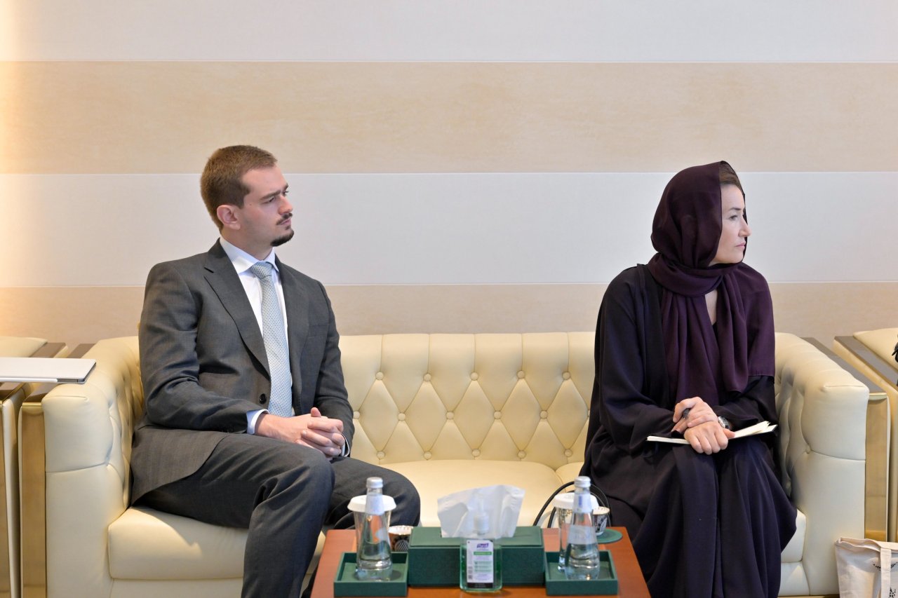 سیکرٹری جنرل رابطہ اور چیئرمین مسلم علماء کونسل، عزت مآب شیخ ڈاکٹر محمد العیسی نے یورو نیوز نیٹ ورک کے صدر جناب پیدرو ورگاس ڈیوڈ کا خیرمقدم کیا۔