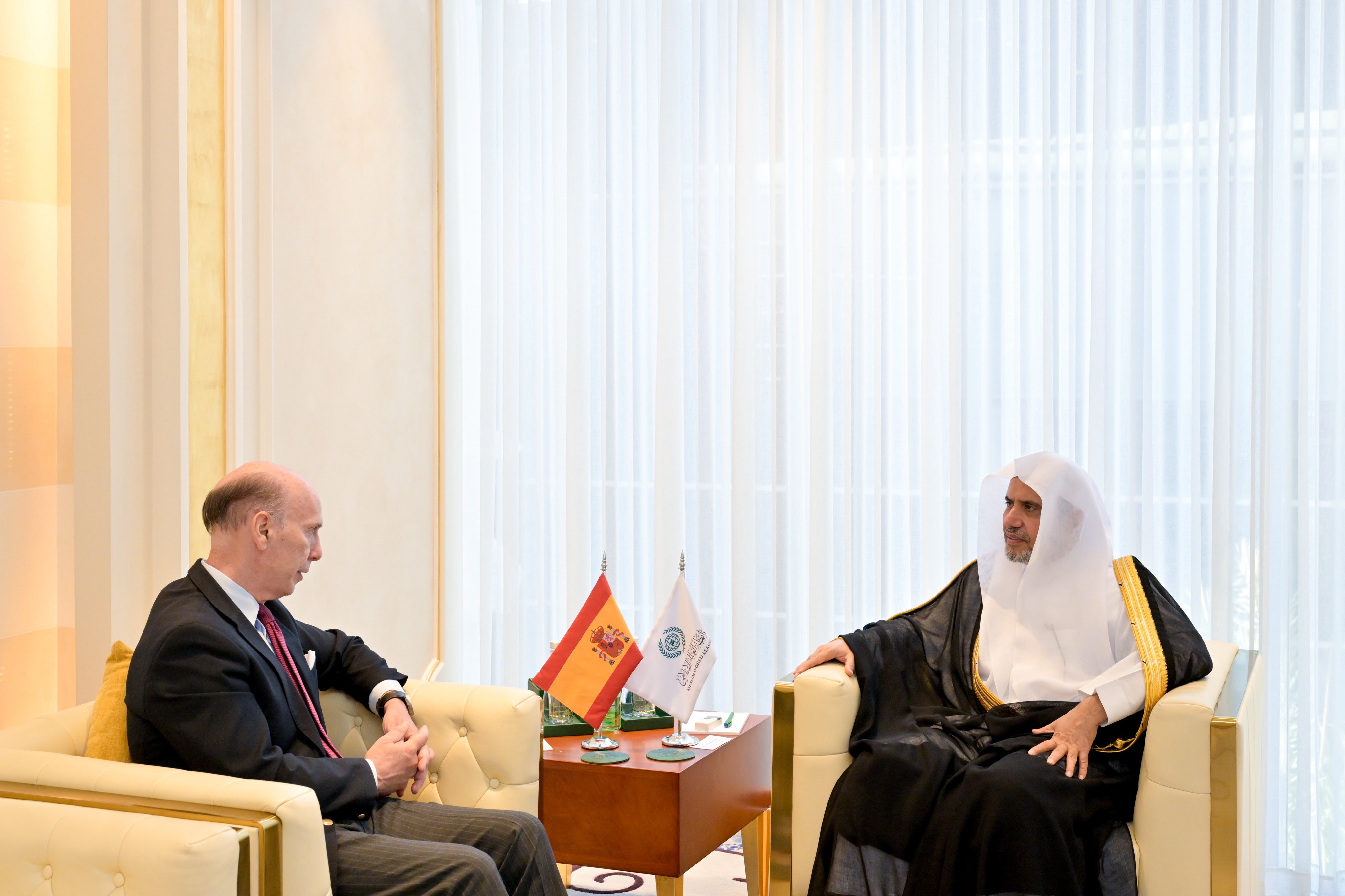 Earlier today, at the Muslim World League (MWL)’s office in Riyadh, H.E. Sheikh Dr. Mohammed Al-issa, met with H.E. Amb. Javier Carbajosa Sánchez