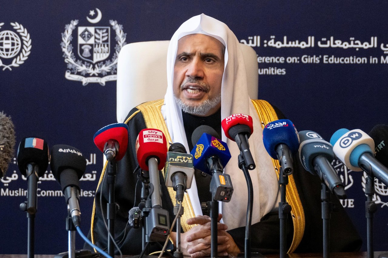 بحضور ورعاية رئيس الوزراء الباكستاني.. رابطة العالم الإسلامي تطلق من إسلام آباد مبادرة تعليم الفتيات في المجتمعات المسلمة