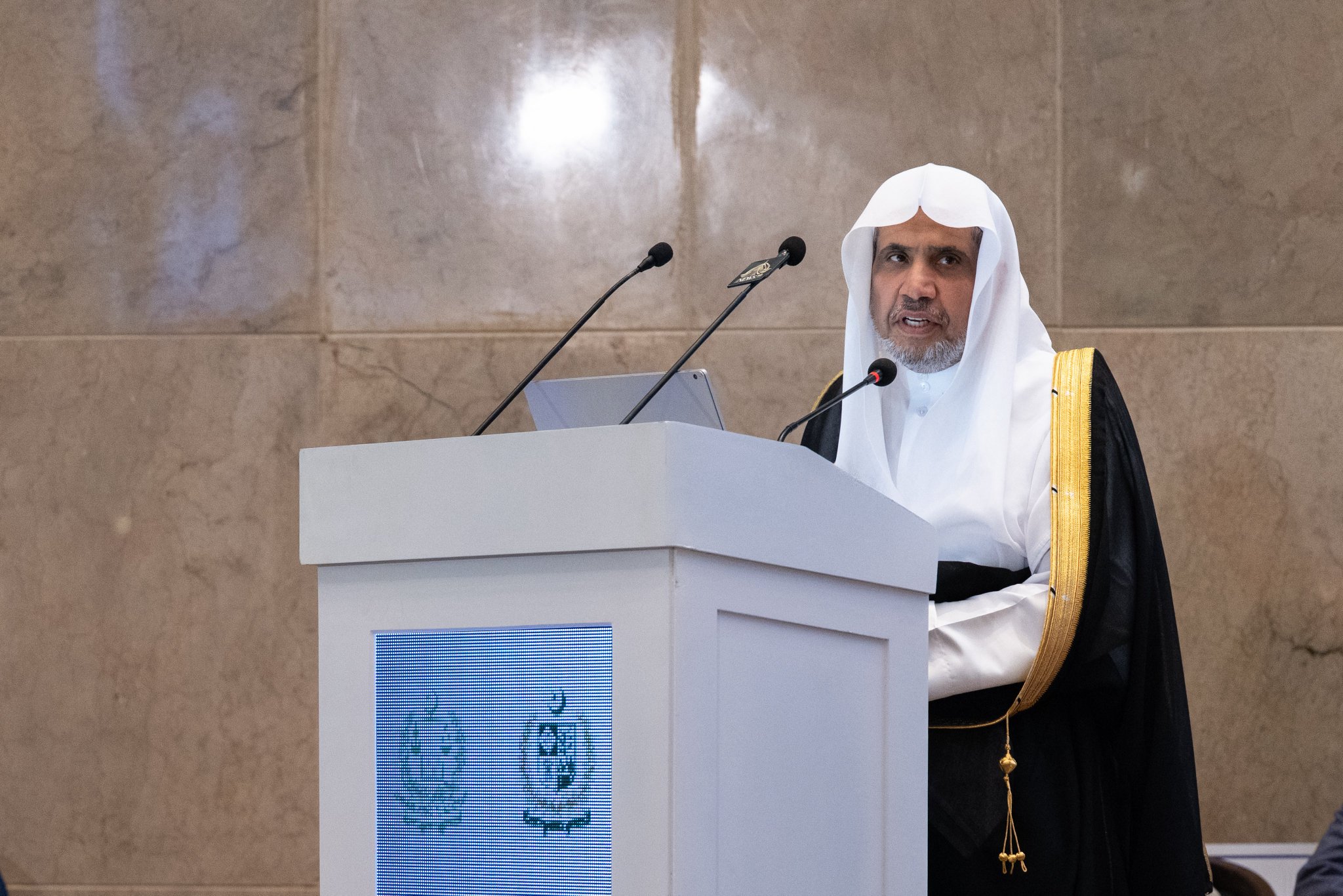 ظُهرَ أمس في العاصمة الباكستانية "إسلام آباد"، والأول من نوعه في تاريخ المحكمة العليا الباكستانية: